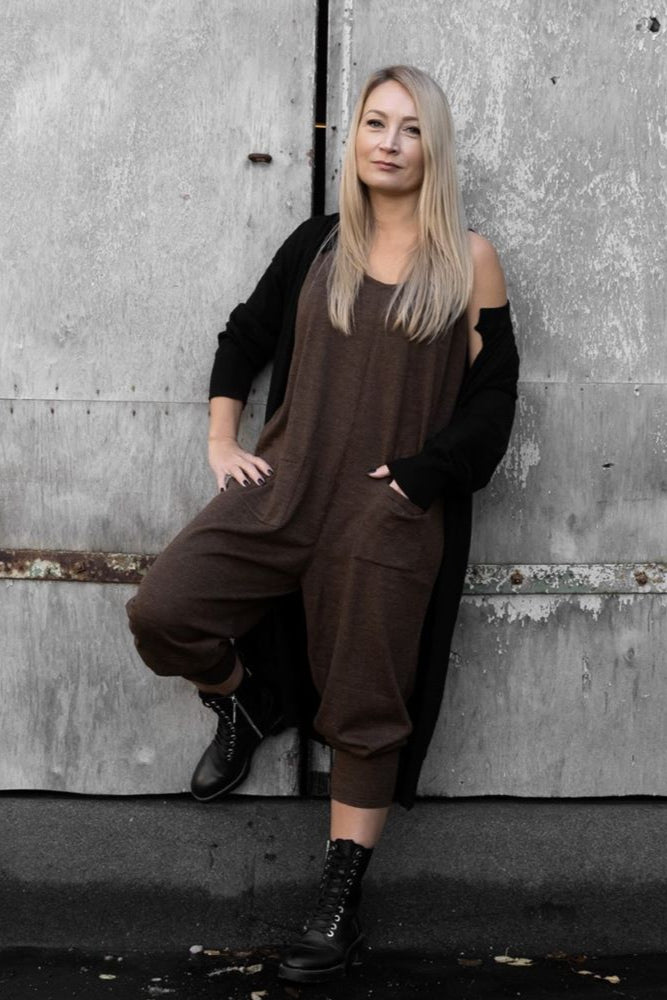 Jumpsuit alpakanvillasta - lappuhaalarit