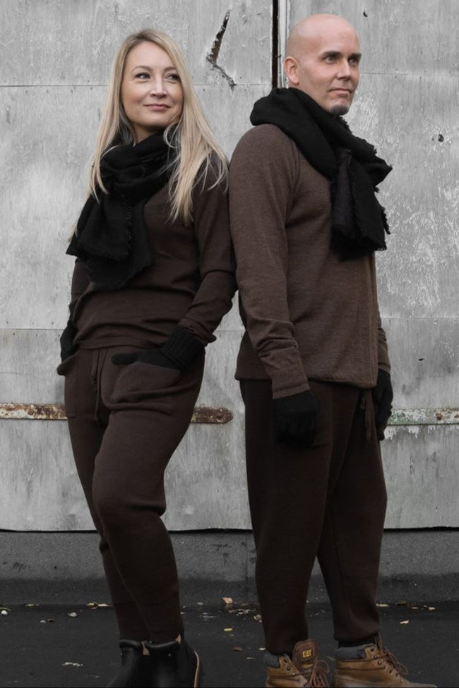 neule alpakasta naisille ja miehille