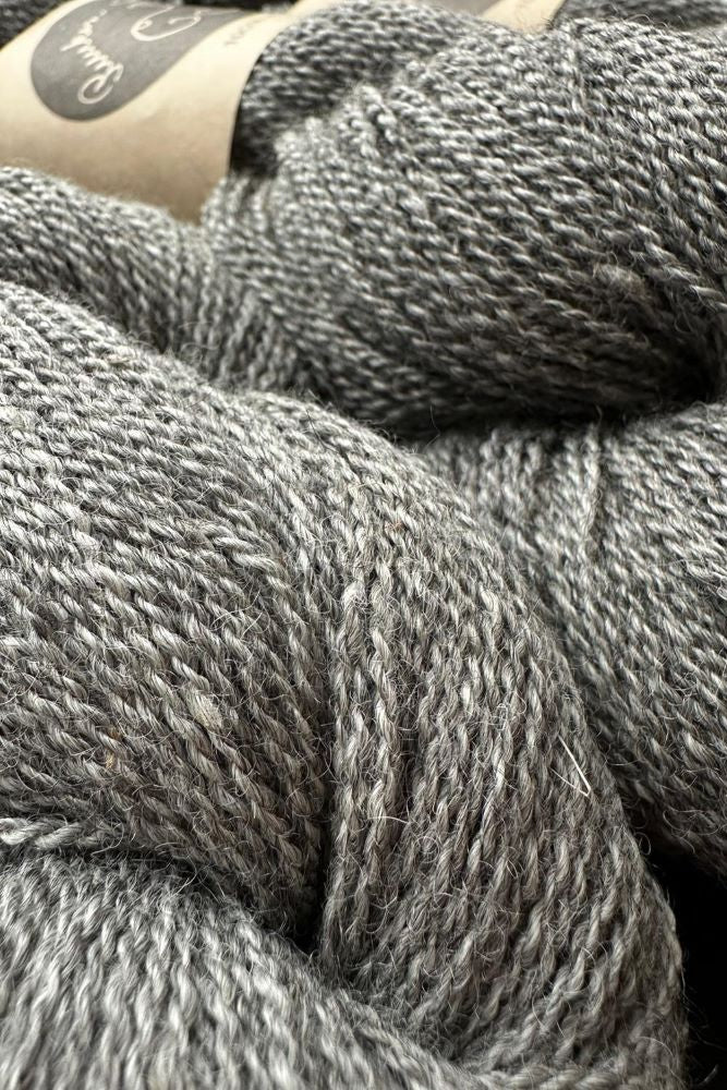 harmaa alpakka lanka