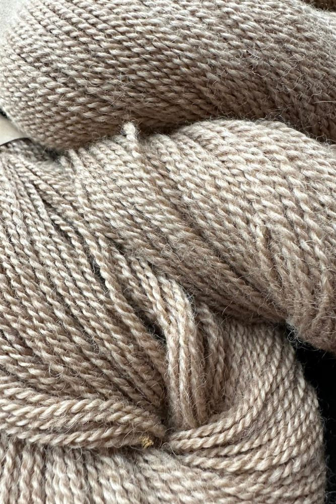 alpakka lanka vaalea