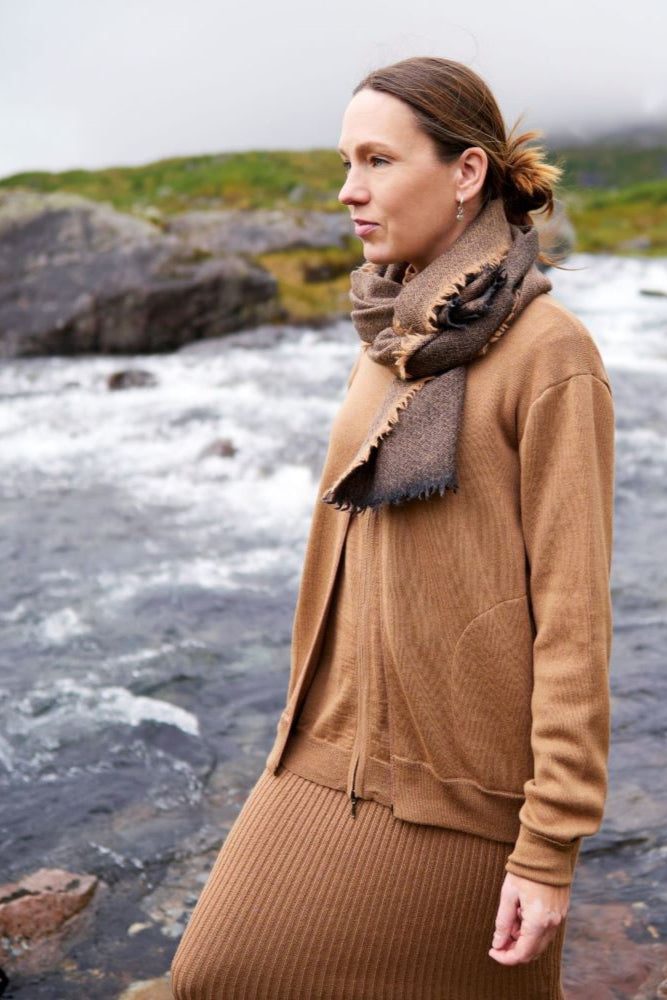 vetoketjullinen neuletakki